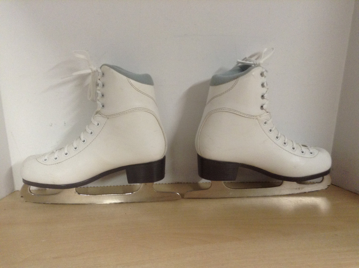 Figure Skates Child Size 4-5 Jackson Soft Skates Youth