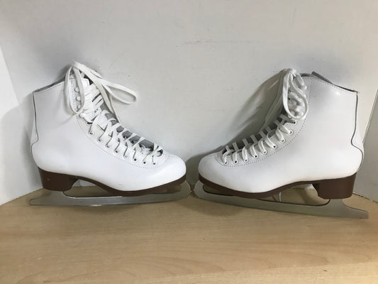 Figure Skates Ladies Size 7 Jackson Glacier 520 Leather New Demo Model