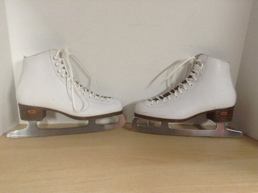 Figure Skates Ladies Size 6-7 Riedell Model 112W All Leather Outstanding Quality