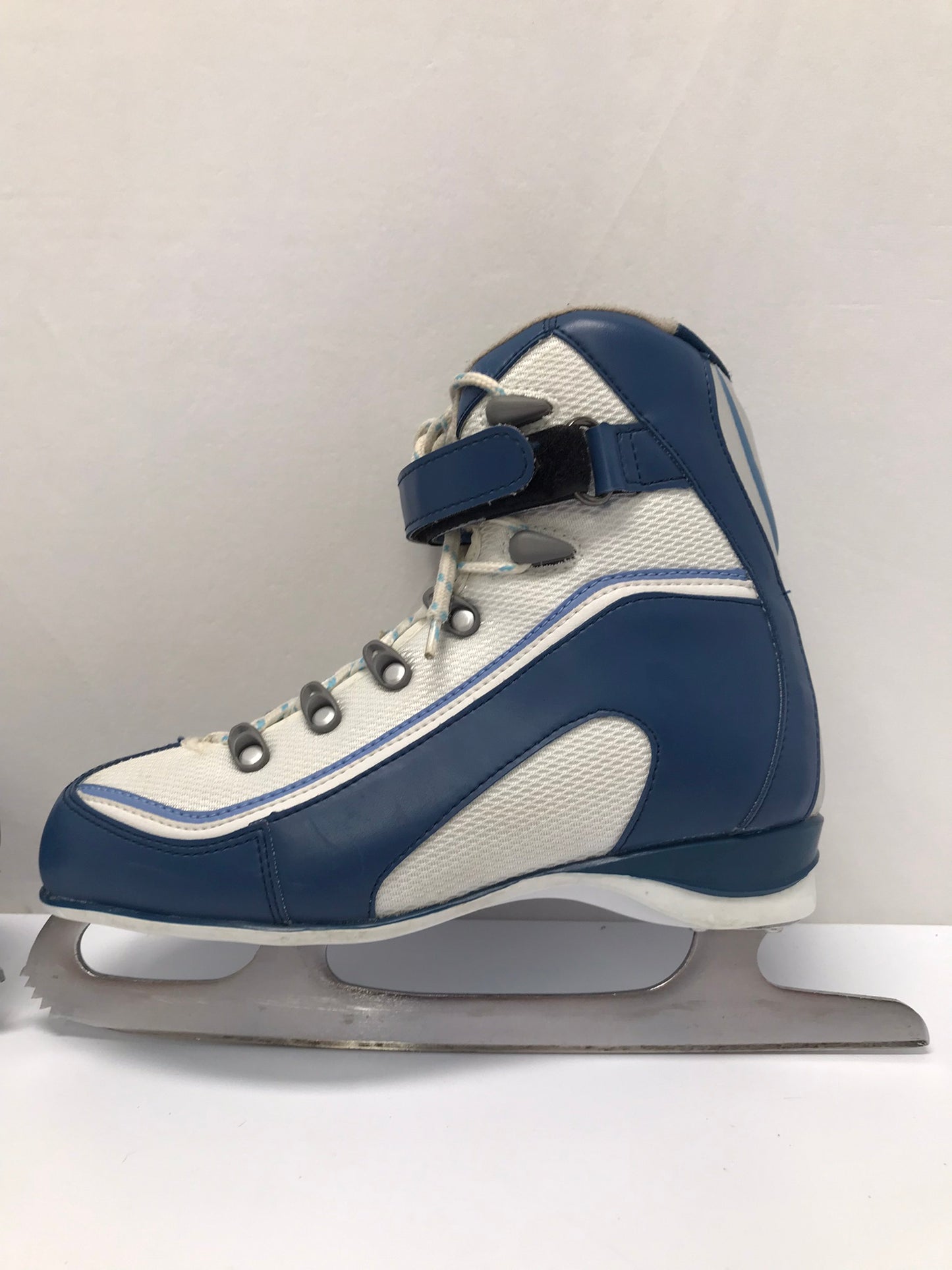 Figure Skates Ladies Size 7 Soft Skates Blue White As New