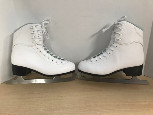 Figure Skates Ladies Size 9 Jackson Soft Skates New Without Box