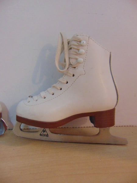 Figure Skates Child Size 10 Jackson Mystique Leather