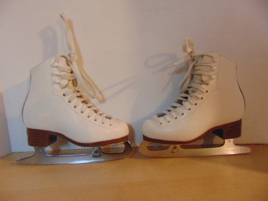Figure Skates Child Size 12 Jackson All Leather Mystique Outstanding Quality