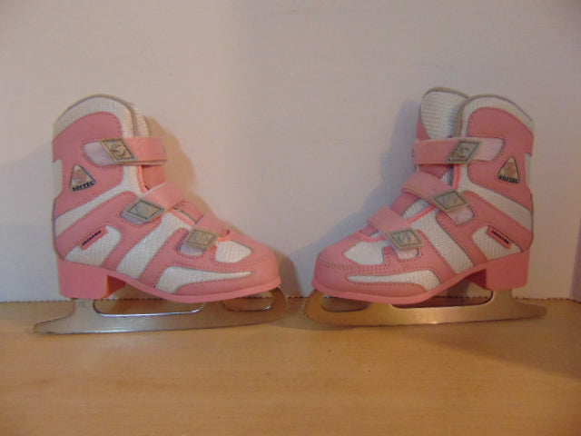 Figure Skates Child Size 12 Jackson Soft Skates White Pink New Demo Model