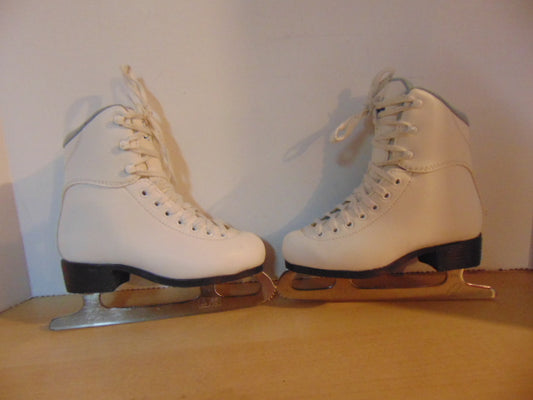 Figure Skates Child Size 12 Soft Skate Excellent Quality and Condition