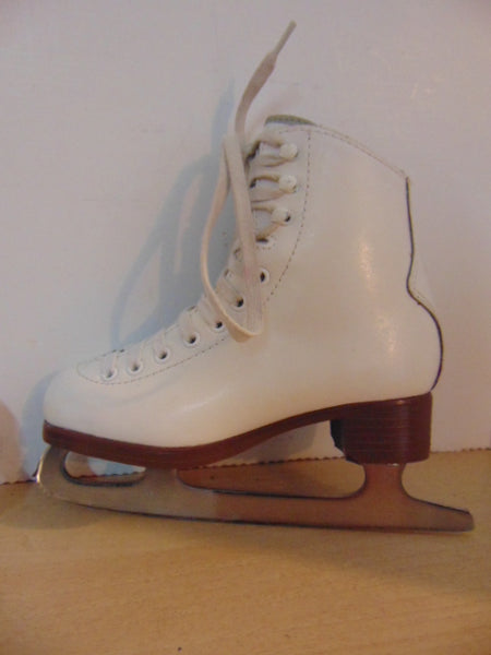 Figure Skates Child Size 13 Jackson Glacier 520 Leather Fantastic Quality
