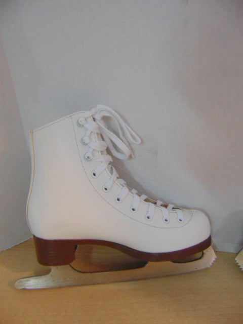 Figure Skates Child Size 2 Jackson Glacier 120 Minor Wear