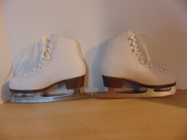 Figure Skates Child Size 1-2 Riedell Leather Outstanding Quality