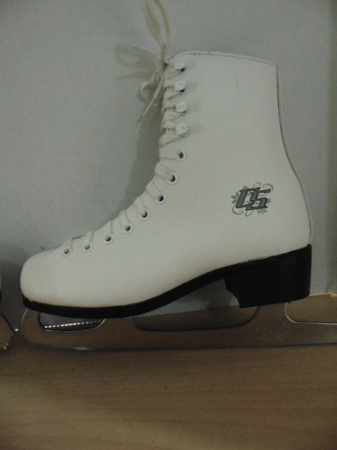 Figure Skates Child Size 3 CCM 30 Jamie Sale