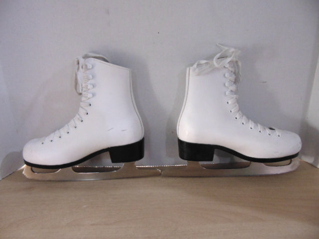 Figure Skates Child Size 3 CCM Jamie Sale