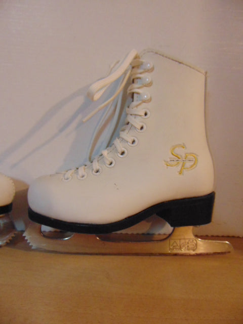Figure Skates Child Size 8 Toddler CCM Jamie Sale