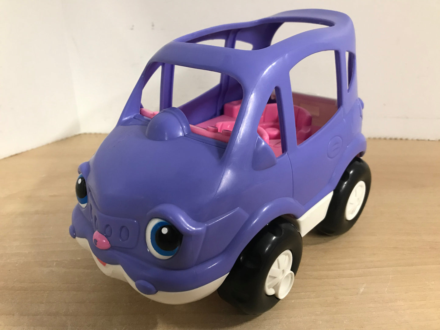 Fisher Price Little People Family Car With Mommy and Baby