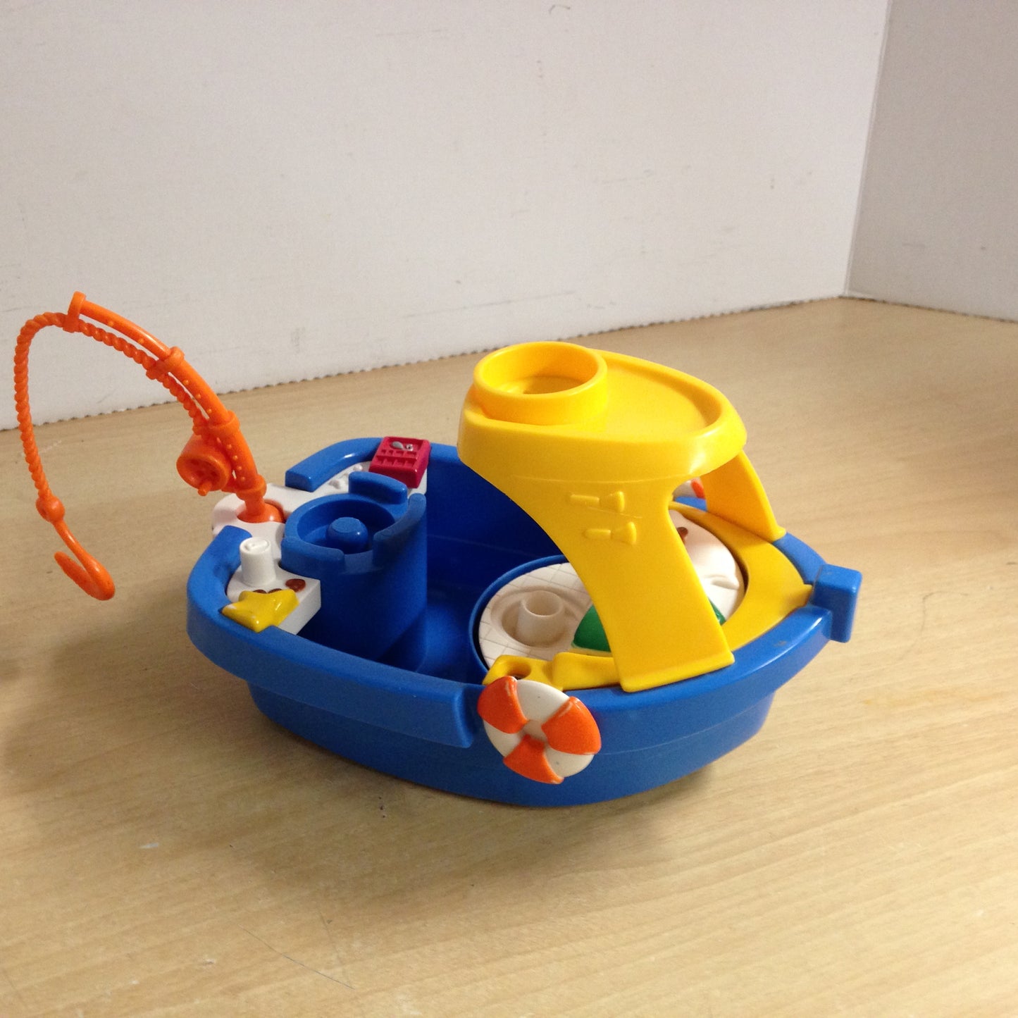 Fisher Price Little People Play Fun Bathtub Floating Fishing Boat Captain and 2nd Mate SEAL