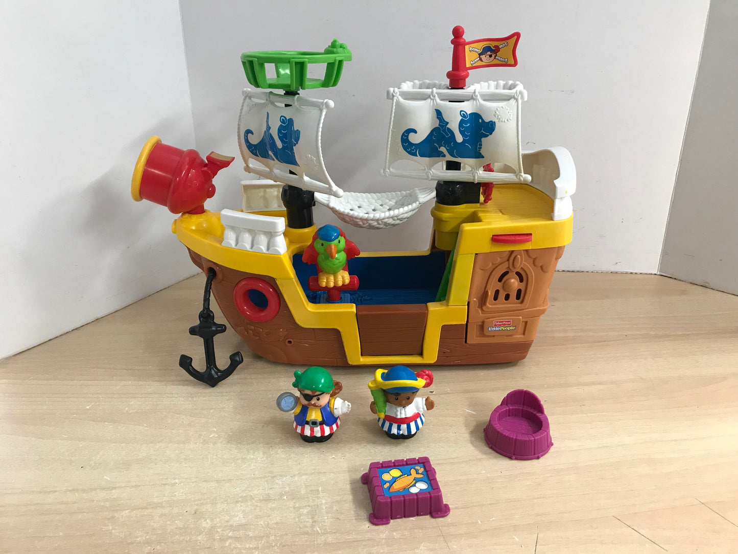 Fisher Price Little People Real Sounds Pirate Ship Loaded