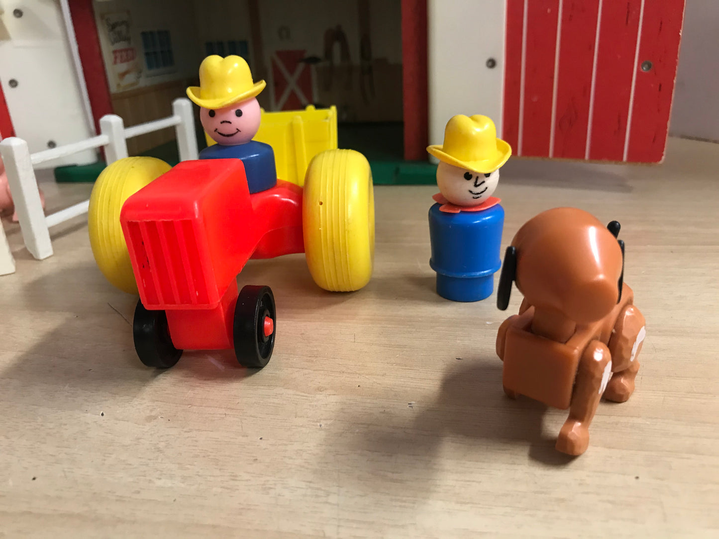 Fisher Price Vintage 1967 Little People Play Family Farm With Silo Minor Wear