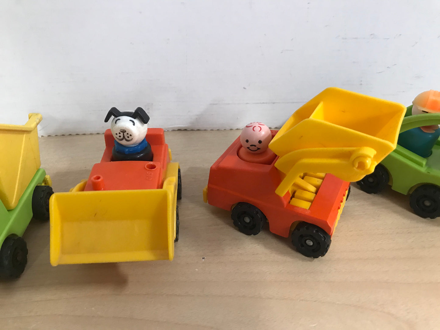 Fisher Price Vintage 1970'S Little People Construction Crew RARE