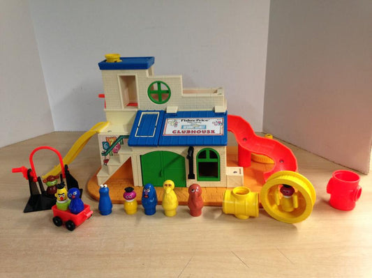 Fisher Price Vintage 1976 Little People Sesame Street Muppets Club House