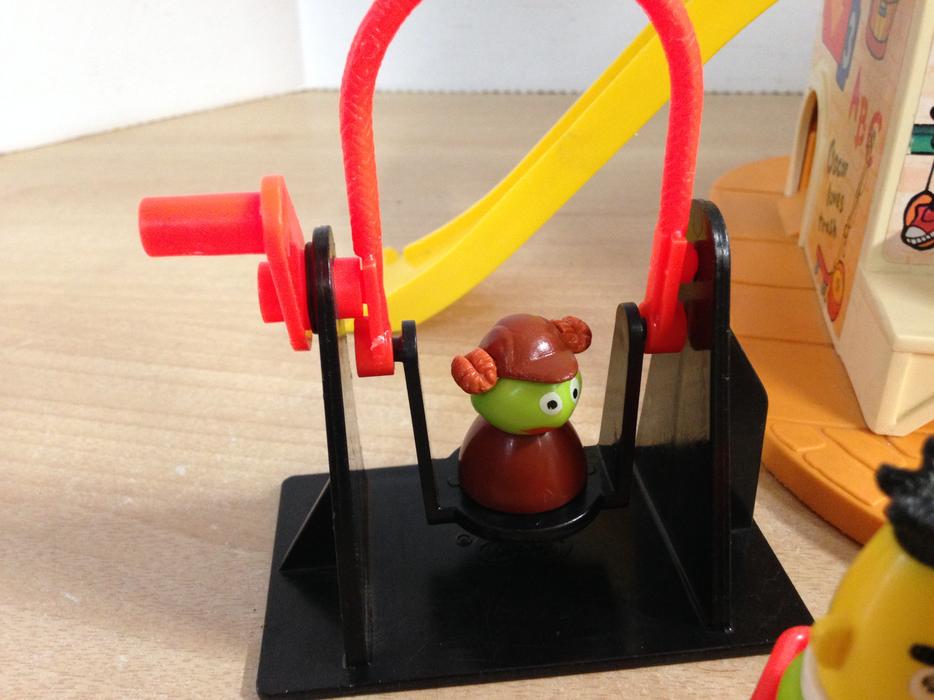 Fisher Price Vintage 1976 Little People Sesame Street Muppets Club House