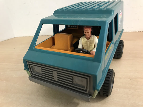 Fisher Price Vintage 1979 Adventure People Movie Van With Movie Equipment