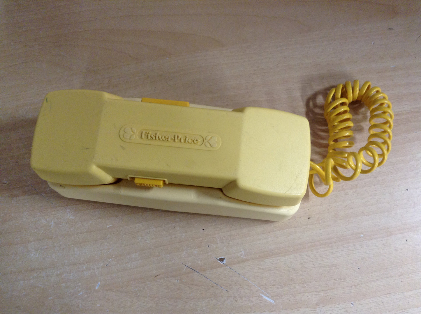Fisher Price Vintage1984 Yellow Phone A Friend Walkie Talkie RARE