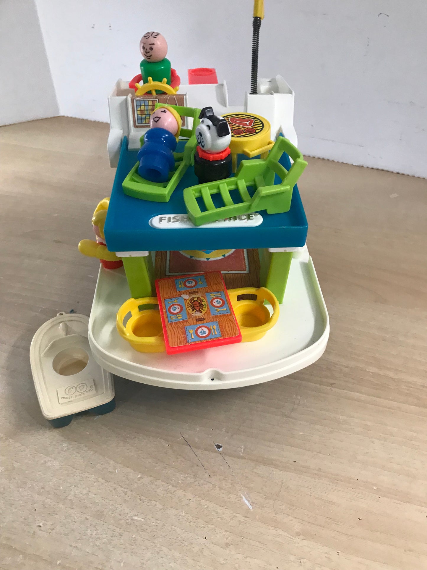 Fisher Price Vintage Little People 1972 Play Family Houseboat Complete 985 RARE