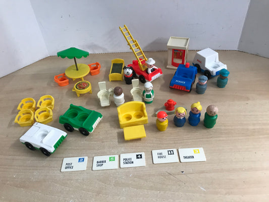 Fisher Price Vintage Little People 1973 Town Village 997 Complete Just Missing 1 Mail Letter RARE