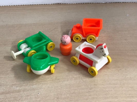 Fisher Price Vintage Little People 1976 Little Riders Green Red Nursery Set 939 RARE
