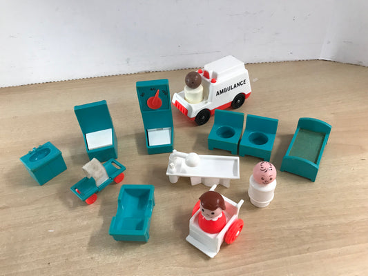 Fisher Price Vintage Little People 1976 Play Children's Hospital 931 RARE Lot
