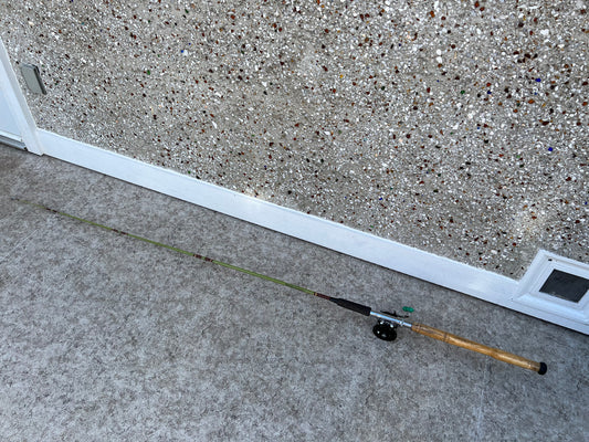 Fishing 7 Feet Halibut Rod With Penn Reel Made In USA Excellent Condition