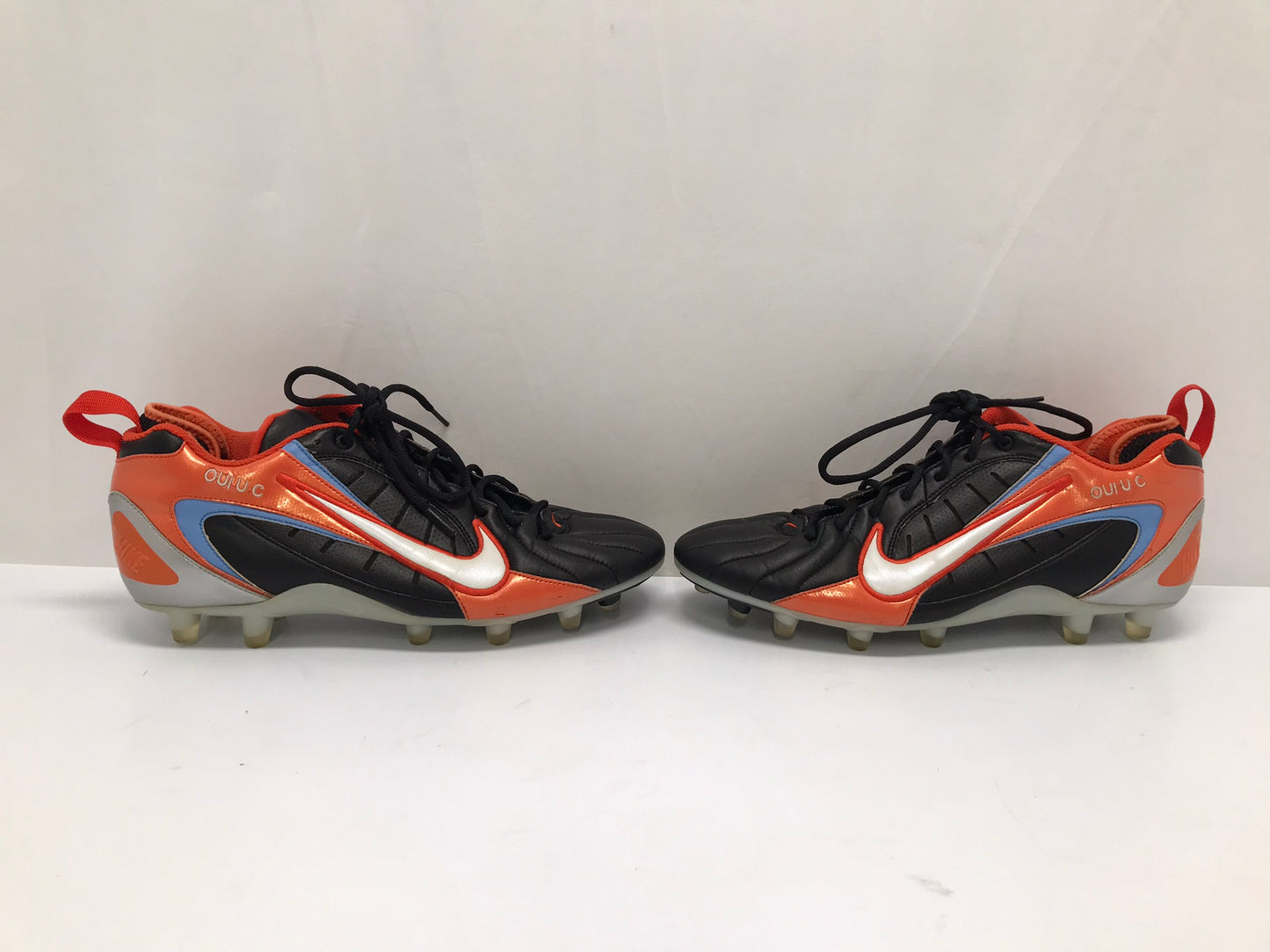 Football Cleats Men's Size 12 Nike iD Pro Quality Leather Black Orange As New