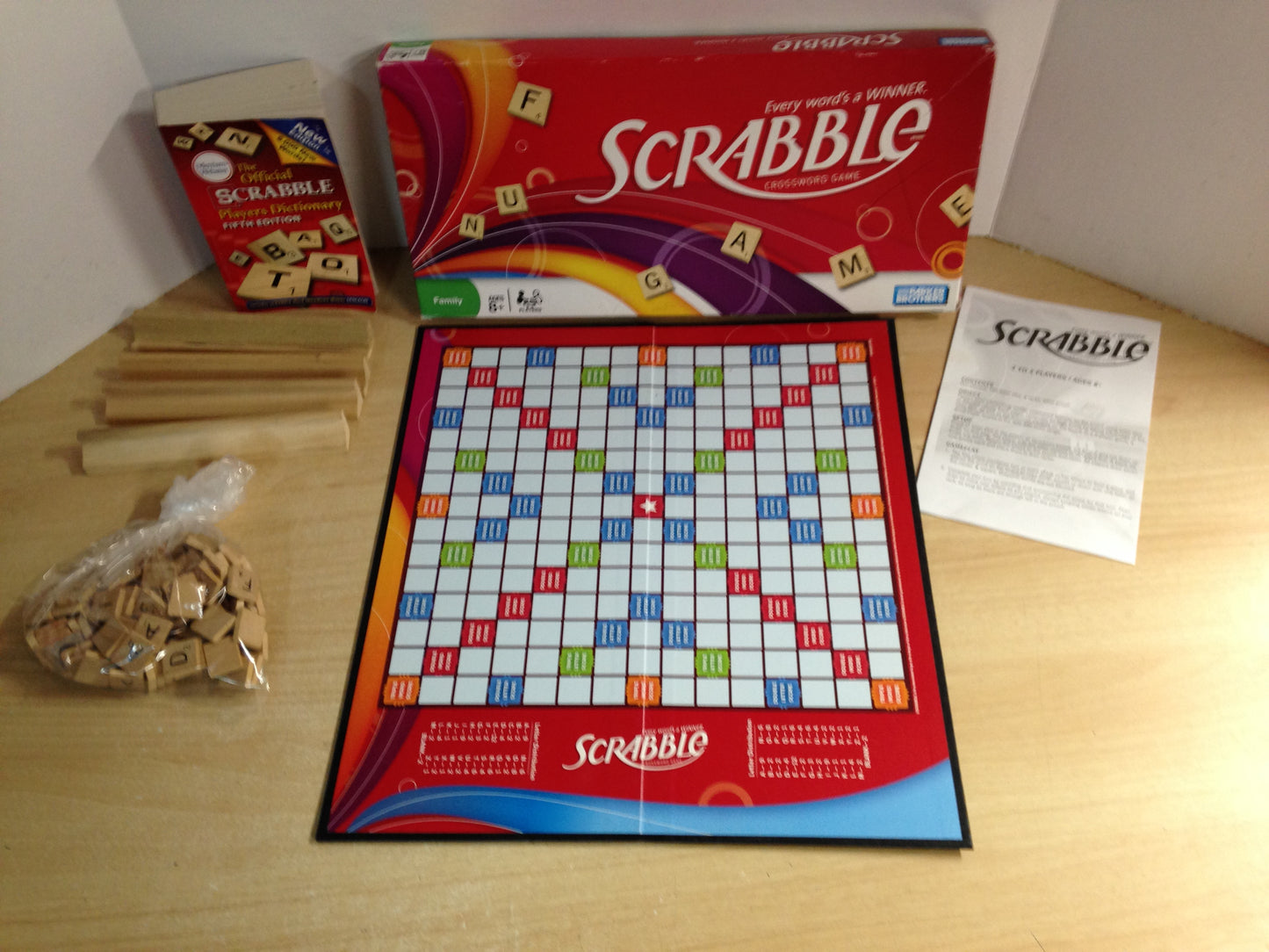 Game Scrabble Wood Complete With Scrabble Dictionary Excellent