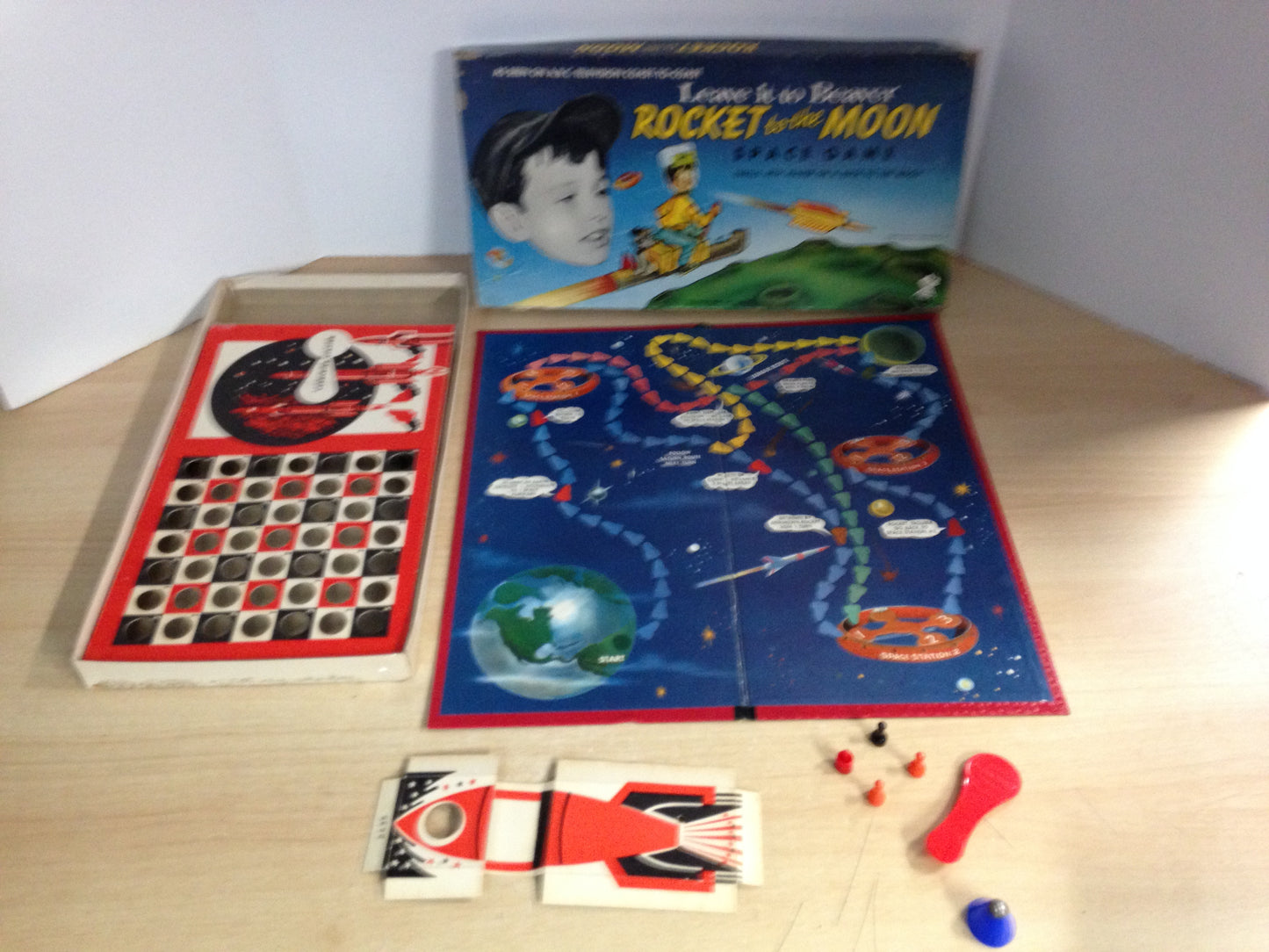 Y Game 1959 Leave It To Beaver Rocket To The Moon Vintage We Believe This is Complete Minor Wear RARE