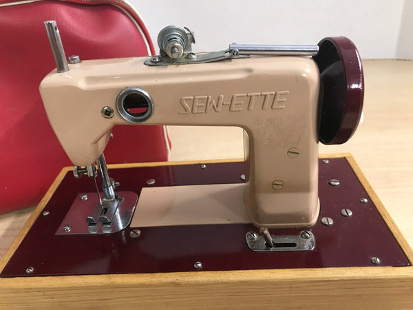 Grandma Attic Vintage Sew-Ette 1950's Sewing Machine For Kids Made In Japan RARE Works Great