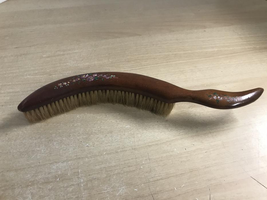 Grandma Attic Antique Wood Curved Horse Hair Butler Brush RARE 14 inch
