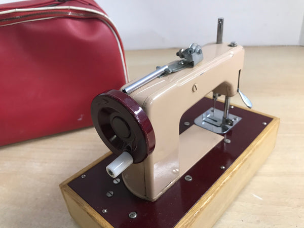 Grandma Attic Vintage Sew-Ette 1950's Sewing Machine For Kids Made In Japan RARE Works Great