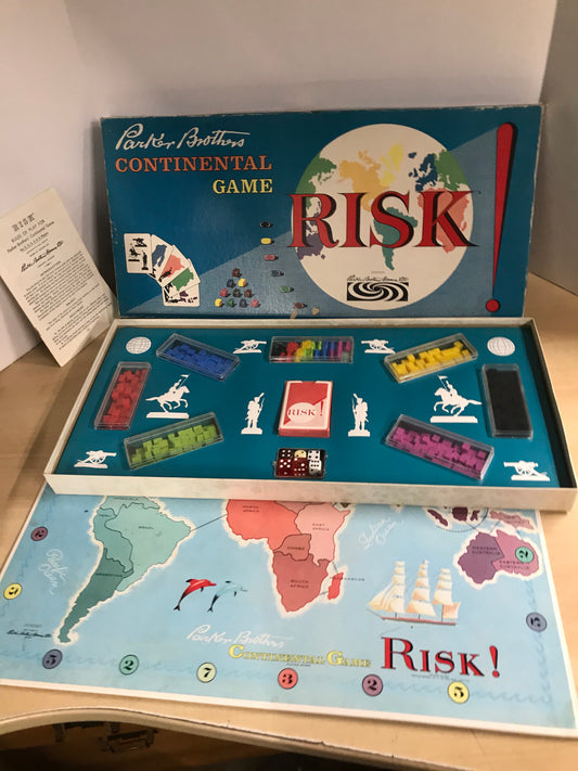 Game 1959 Vintage Risk RARE TO FIND