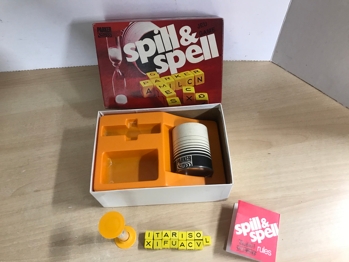 Game 1972 Vintage Spill and Spell Complete As New