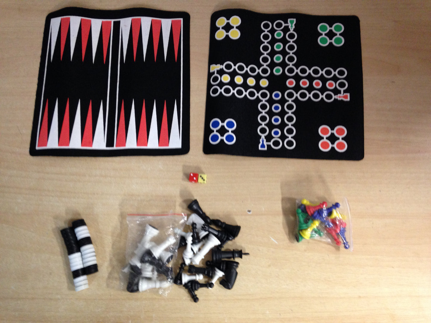 Y Game Checkers Snakes Ladders Chess Backgammon Travelling Version As New Complete