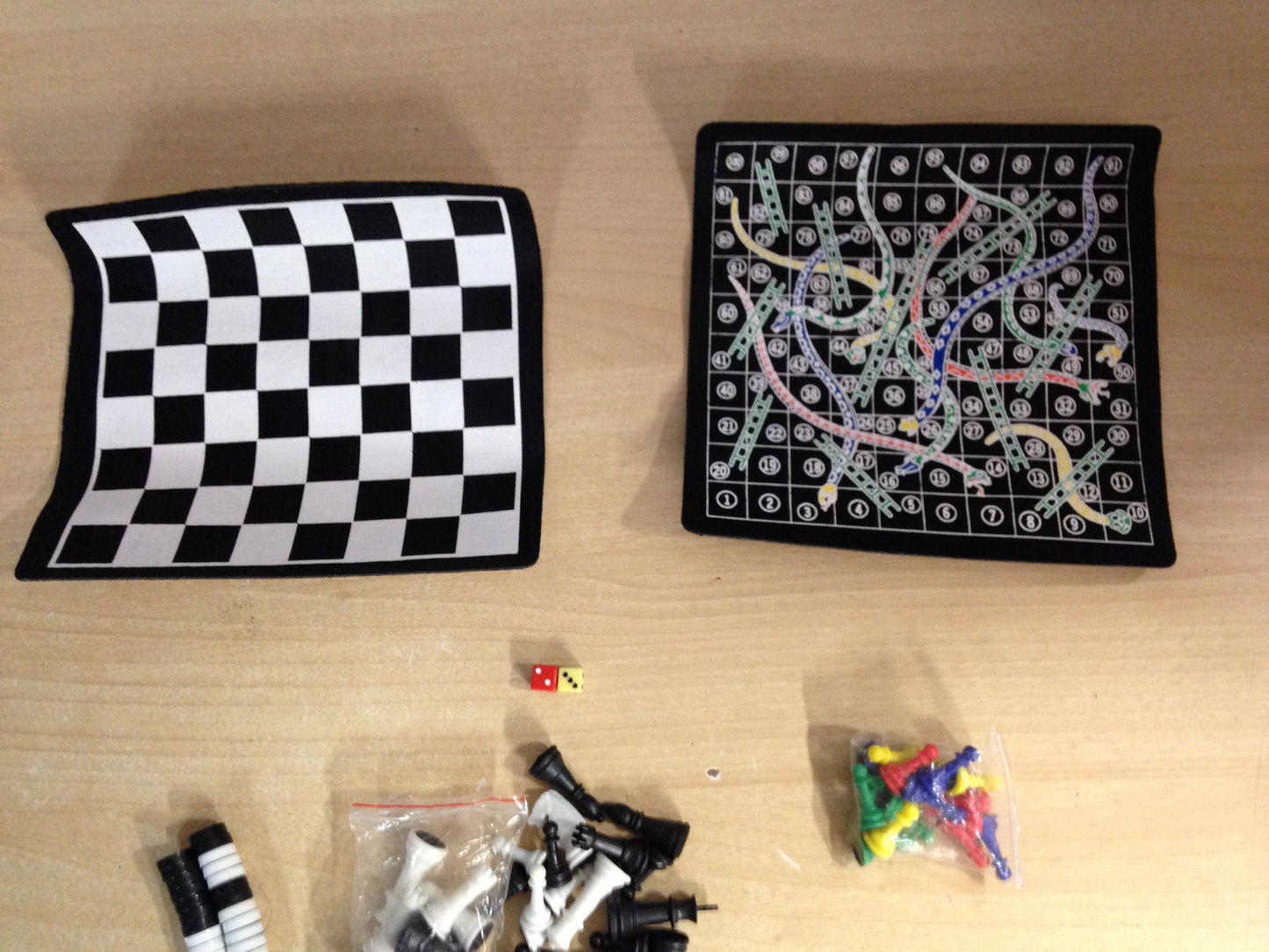 Y Game Checkers Snakes Ladders Chess Backgammon Travelling Version As New Complete
