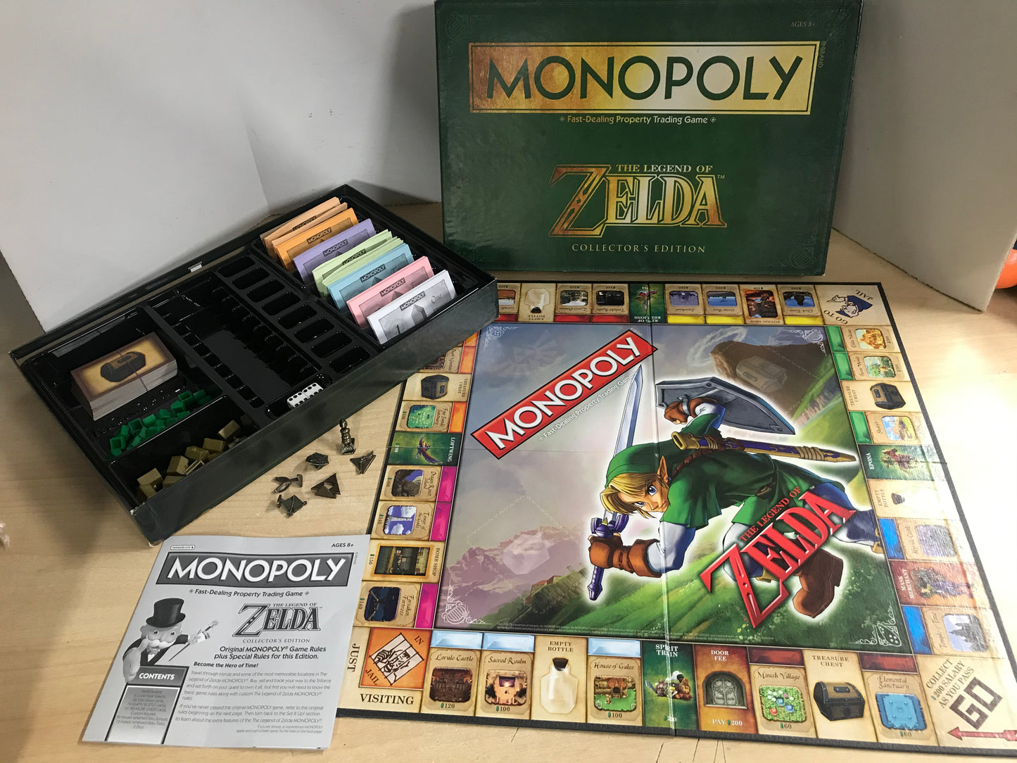 Game Monopoly Legend of Zelda Collectors Edition Complete Excellent