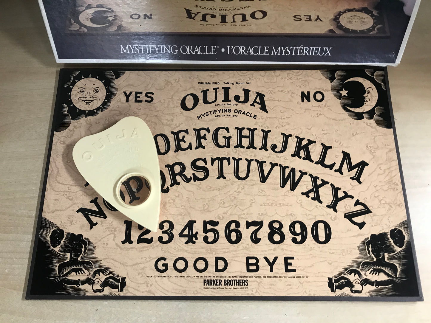 Game Vintage Ouija Board As New RARE