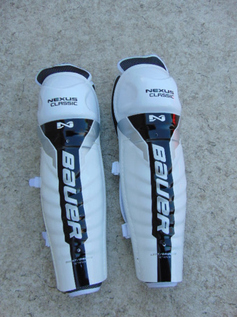 Hockey Shin Pads Men's Size 16 inch Bauer Nexus Calf Wrap Classic New Demo Model Black White