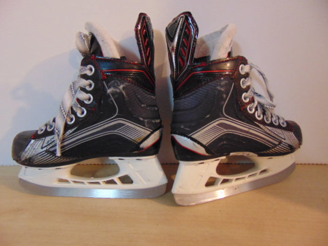 Hockey Skates Child Size 11 Shoe Size Toddler Bauer Vapor