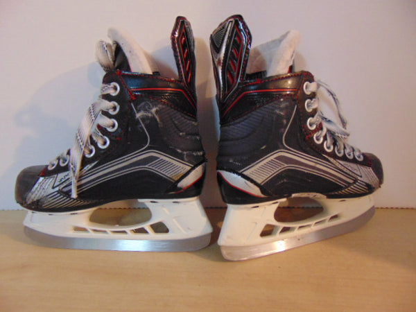 Hockey Skates Child Size 11 Shoe Size Toddler Bauer Vapor