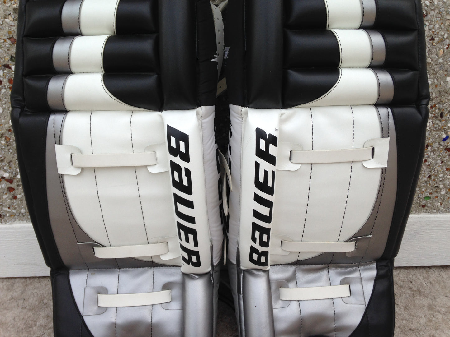 Hockey Goalie Shin Pads Men's 34 inch Bauer Black White New Demo Model