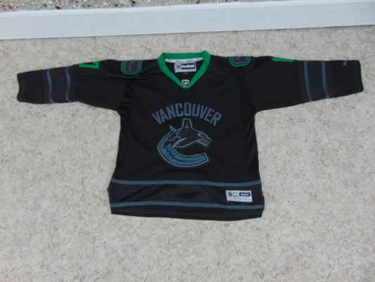 Hockey Jersey Child Size 12-14 Reebok Vancouver Canucks Kesler Black Green