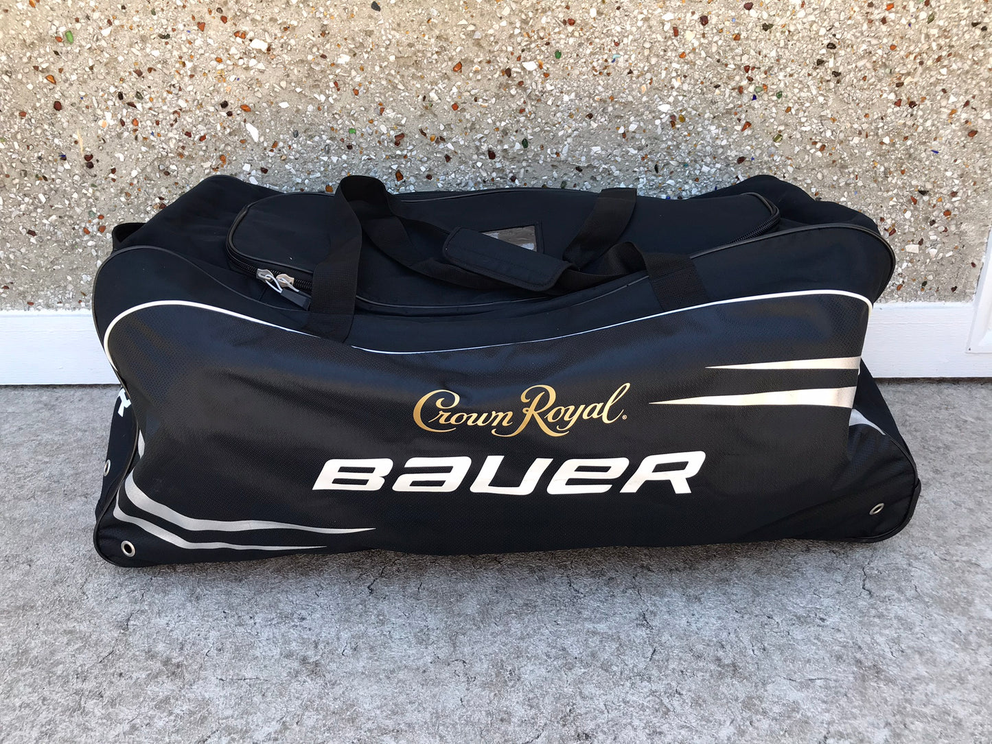 Hockey Bag Very RARE Collectable Crown Royal Whisky Promotional Bag on Wheels