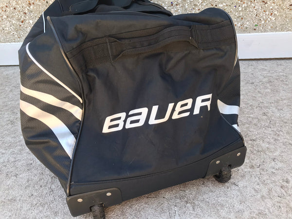 Hockey Bag Very RARE Collectable Crown Royal Whisky Promotional Bag on Wheels