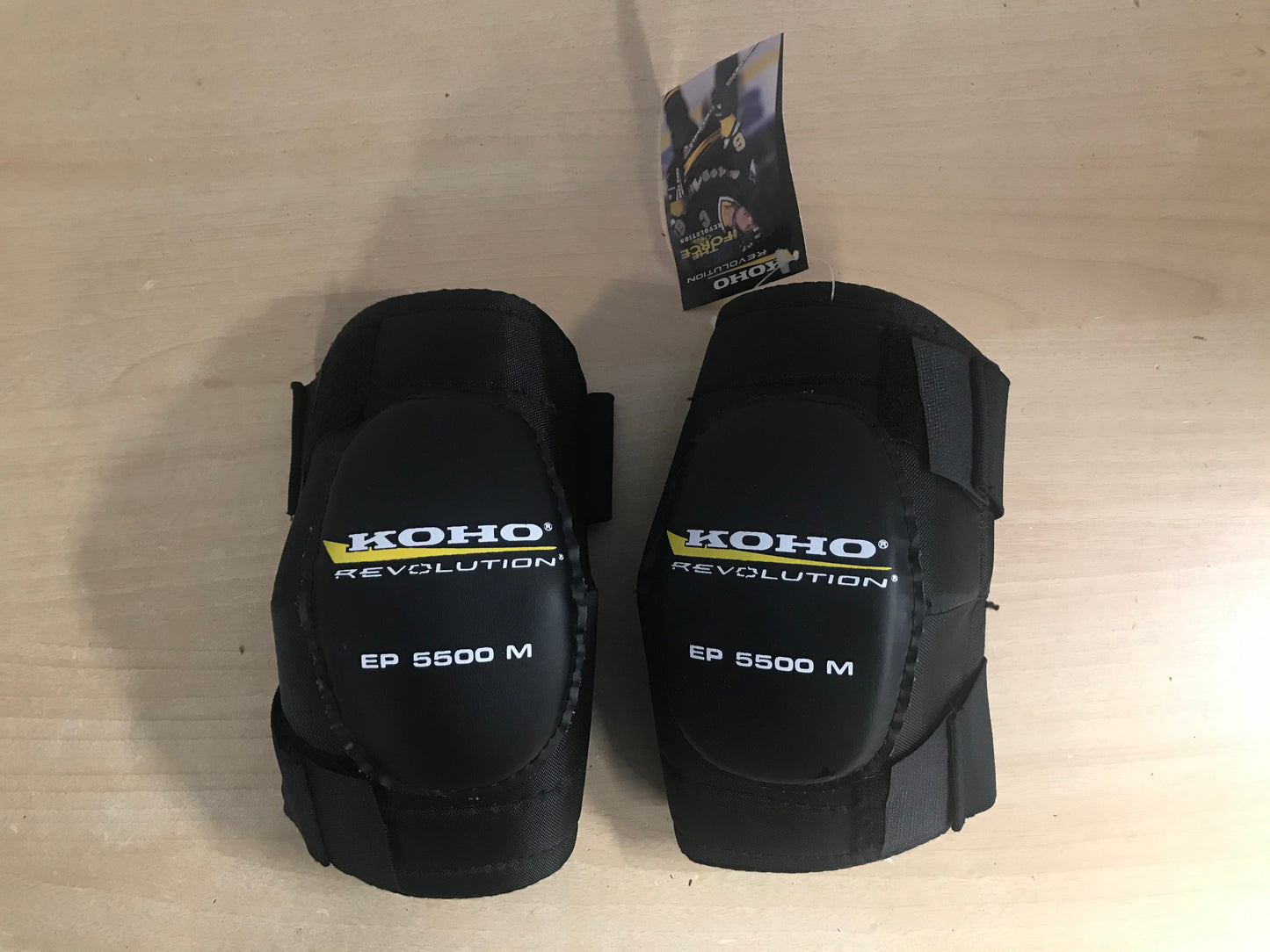 Hockey Elbow Pads Child Size Junior Medium Koho New With Tags Black