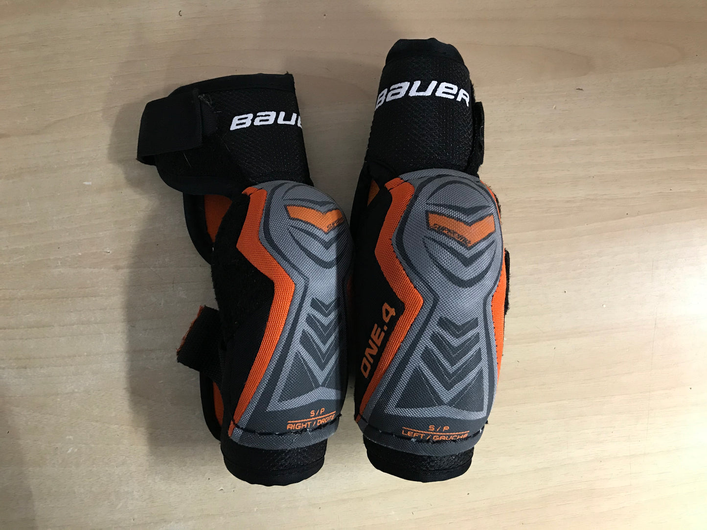 Hockey Elbow Pads Child Size Junior Small Bauer One.4 Black Orange Grey Excellent